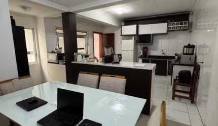 Casa à venda com 125m², 4 quartos e 1 vaga - Taboão da Serra