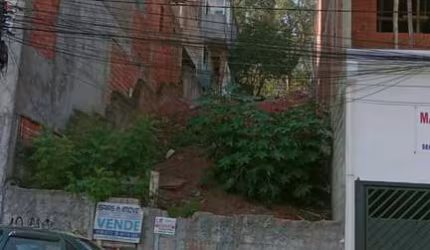 TERRENO DE 180 METROS, BEM LOCALIZADO