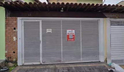 Sobrado para alugar de 3 dormitórios sendo 1 suíte, 2  vagas Jardim América Taboão da Serra SP