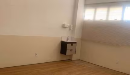 prédio comercial com 16 salas 11 banheiros parque pinheiros taboao da serra