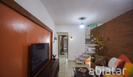 Sobrado à venda com 149m², 4 quartos e 2 vagas