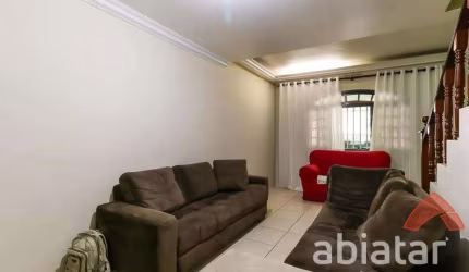 Casa à venda com 165m², 3 quartos e 2 vagas