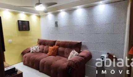 CASA À VENDA TABOÃO DA SERRA  2 DORMS E 2 VAGAS DE GARAGEM
