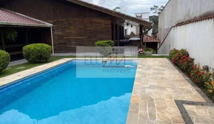 Casa à Venda no condomínio Aruã, Mogi das Cruzes - SP