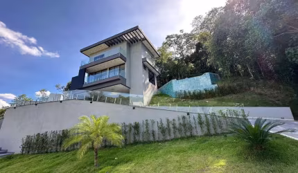 Casa Luxuosa em Condomínio Aruã Ecopark Lagos - Mogi das Cruzes - SP