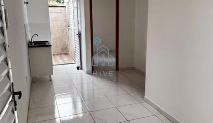 Apartamento para Locação em Guarulhos, Vila Galvão, 2 dormitórios, 1 banheiro, 1 vaga