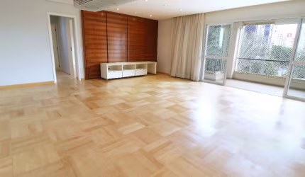 Apartamento lindo e reformado em uma excelente rua do Morumbi