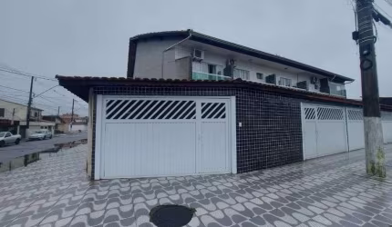 Casa para venda tem 83 metros quadrados com 2 quartos em Sítio do Campo - Praia Grande - SP