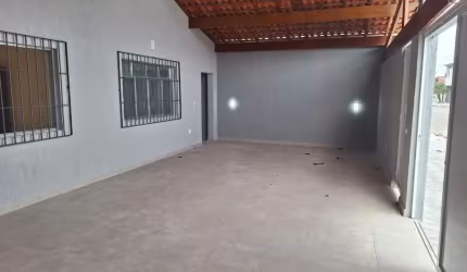 MARAVILHOSA CASA TERREA 4 DORM /2 SUITES