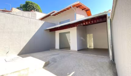 Casa com 3 quartos à venda na Rua Visconde de Itaboraí, 70, Jardim Leblon, Belo Horizonte por R$ 679.000