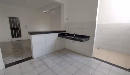 Terreno em condomínio fechado para alugar na Rua Padre Pedro Pinto, 2680, Venda Nova, Belo Horizonte por R$ 2.000