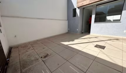 Casa com 3 quartos à venda na Rua Passos Ferreira, 104, Santa Rosa, Belo Horizonte por R$ 784.000