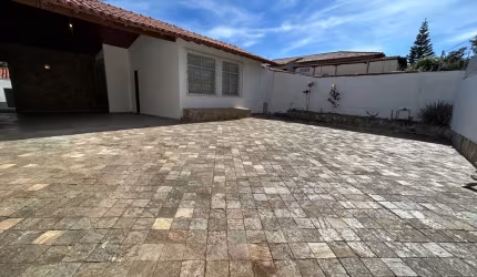 Casa com 5 quartos à venda na Rua Engenheiro Vicente Assunção, 101, Itapoã, Belo Horizonte por R$ 930.000