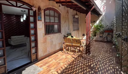 Casa com 4 quartos à venda na Rua Plínio de Mendonça, 190, Itapoã, Belo Horizonte por R$ 1.270.000