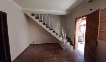 Casa com 2 quartos à venda na Rua Cassiano Campolina, 201, Dona Clara, Belo Horizonte por R$ 320.000