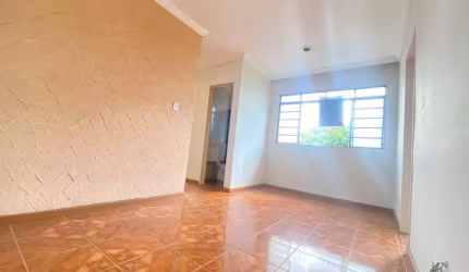 Apartamento com 2 quartos à venda na Bristol / Condomínio Emaús, 51, Europa, Belo Horizonte por R$ 170.000
