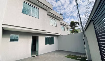 Casa com 3 quartos à venda na Rua Antônio Rodrigues Fróes, 471, Candelária, Belo Horizonte por R$ 550.000