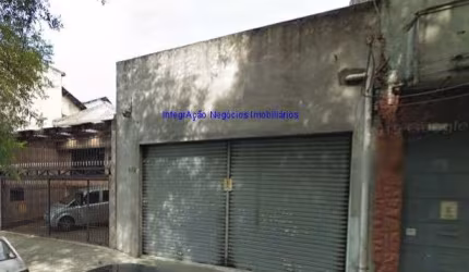 Loja 288m² e 02 banheiros.  Excelente localização, entre as Ruas Coriolano, Fábia e Francisco Alves; Próximo da estação do Trem Lapa.