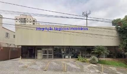 Loja 970m², 03 banheiros e 31 vagas de garagem.  Excelente localização, entre as Ruas Cisplatina, Lino Coutinho e  Dom Lucas Obes.