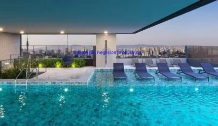 Apartamento Studio 22,50m², 01 dormitório e 01 banheiro.  Condomínio com portaria, segurança, piscina, salão de festa e academia.  Excelente