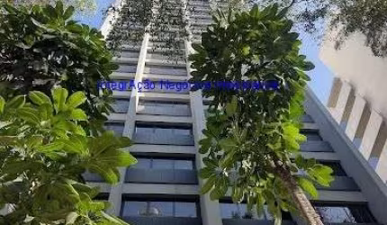 Conjunto Comercial 58m², 02  salas, 02 banheiros e 03 vagas na garagem.  Condomínio com recepção e segurança 24hrs  Excelente localização