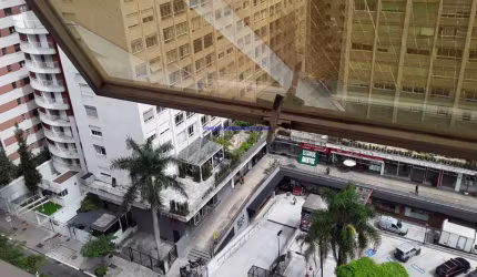 Conjunto Comercial 30m², 01 sala, 01 banheiro e 01 vaga na garagem.  Condomínio com portaria e segurança.  Excelente localização