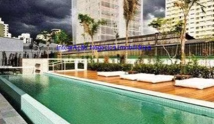 Apartamento 91m², 01 dormitório, 03 banheiros e 02 vagas na garagem.  Condomínio com portaria, segurança, piscina, brinquedoteca, churrasqueira