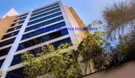 Prédio Comercial  4.251,92m², 18 banheiros e 150 vagas na garagem; Sua ocupação, com lajes de 340m2 e um espaço localizado no térreo de 540m2 .