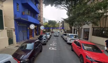 Loja 86m², 02 banheiros.  Excelente localização á 7 minutos andando para a estação do metrô Higienópolis-Mackenzie; Entre as Ruas da Consolação