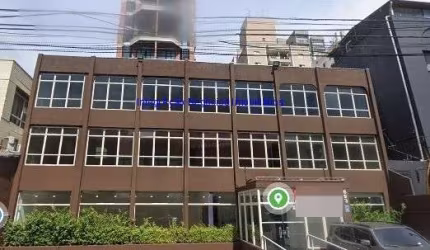 Prédio Comercial 540m², 5 banheiros e 14 vagas na garagem.  Excelente localização entre as Ruas Francisco Leitão, Cardeal Arcoverde e Teodoro Sampaio
