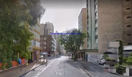 Loja 38m² e 01 banheiro.  Excelente localização á 9 minutos andando para a estação do metrô  Higienópolis-Mackenzie; Entre as Ruas Augusta,