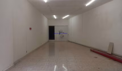 Loja 130m², 01 banheiro e 03 vagas de garagem.  Excelente localização á 2 minutos andando para a estação do metrô Santa Cecilia;