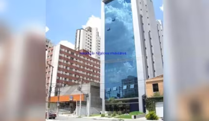 Conjunto Comercial 34m², 01 banheiro e 01 vaga na garagem.  Condomínio com recepção e segurança 24hrs.  Excelente localização entre as Avenidas Pavão