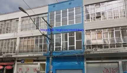 Prédio Comercial 600m² e 10 banheiros.  Excelente localização á 3 minutos andando para a estação do metrô Saúde; Entre as Ruas Paracatu, das Uvaias