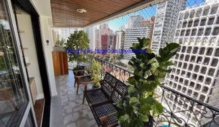 Apartamento MOBILIADO 140m², 03 dormitórios (sendo  01 suíte), 03 banheiros e 01 vaga na garagem.  Condomínio com portaria, segurança 24hrs