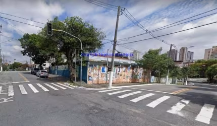 Terreno 1.200m².  Excelente localização  entre as Ruas Laurindo Rabelo, Mesquita e Doutor Dolzani.
