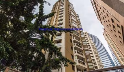 Apartamento 63m², 02 dormitórios (sendo 01 suíte), 02 banheiros e 01 vaga na garagem.  Condomínio com portaria, segurança 24hrs, piscina
