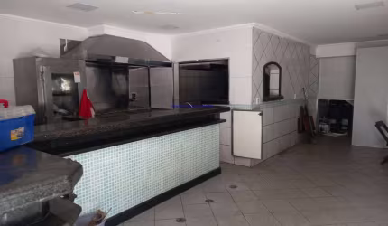 Loja 70m², 02 banheiros.  Excelente localização a 10 minutos  andando para a estação do metrô Luz; Entre as Avenidas Ipiranga, Rio Branco