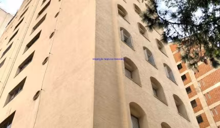 Apartamento 87m², 03 dormitórios (sendo 01 suíte), 02 banheiros e 02 vagas na garagem.  Condomínio com portaria, segurança 24hrs e playground.