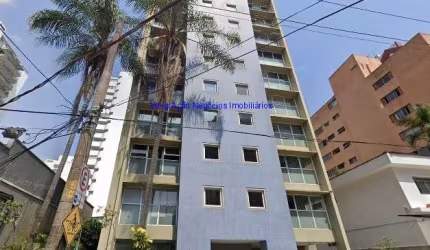 Condomínio com recepção e segurança 24hrs.  Excelente localização á 6 minutos andando para a estação do metrô Eucaliptos; Entre as Avenidas Iraí,