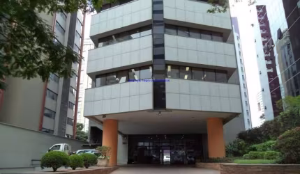 Conjunto Comercial 319m², 04 banheiros e 05 vagas na garagem.  Condomínio com recepção e segurança 24hrs. Excelente localização.