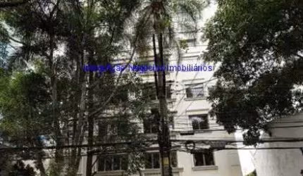 Apartamento 85m², 02 dormitórios, 01 banheiro e 01 vaga na garagem.    Condomínio com portaria 24hrs, piscina, salão de festa e playground.