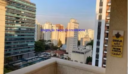 Apartamento 65m², 02 dormitórios, 02 banheiros e 01 vaga na garagem.   Condomínio com portaria 24hrs, piscina, salão de festa, churrasqueira, jardim.