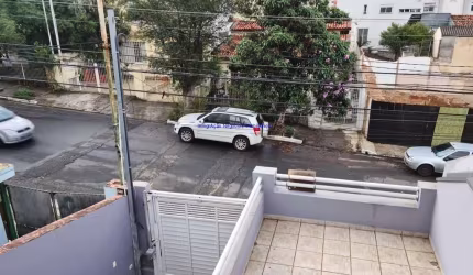 Sobrado Residencial 200m², 03 dormitórios (sendo 01 suíte), 02 banheiros e 02 vagas na garagem.    Excelente localização entre as Ruas Luís Góis.