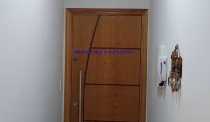 Apartamento 86m², 02 dormitórios e 01 banheiro.   Condomínio com portaria.   Excelente localização entre as Alamedas Barão de Limeira, Eduardo Prado.