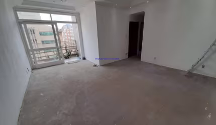 Apartamento 96.90m², 03 dormitórios e 02 banheiros.   Condomínio com portaria e segurança 24hrs.  Excelente localização