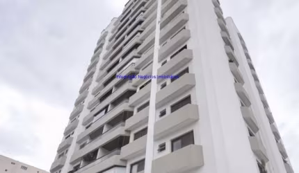 Apartamento 98m², 03 dormitórios (sendo 01 suíte), 02 banheiros e 02 vagas na garagem.    Condomínio com portaria, segurança 24hrs, piscina.