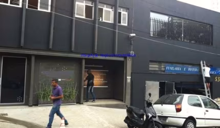 Sobreloja 250m², amplo salão, 02 salas e 02 banheiros.   Excelente localização entre as Ruas da Consolação, Maceió e Travessa Dona Paula;
