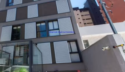 Apartamento 80.97m², 02 dormitórios (sendo 01 suíte), 02 banheiros e 01 vaga na garagem.  Condomínio com portaria e segurança 24hrs.