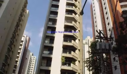 Apartamento 100m², 04 dormitórios (sendo 02 suítes), 03 banheiros e 02 vagas na garagem.   Condomínio com portaria 24hrs, salão de festa e playground.